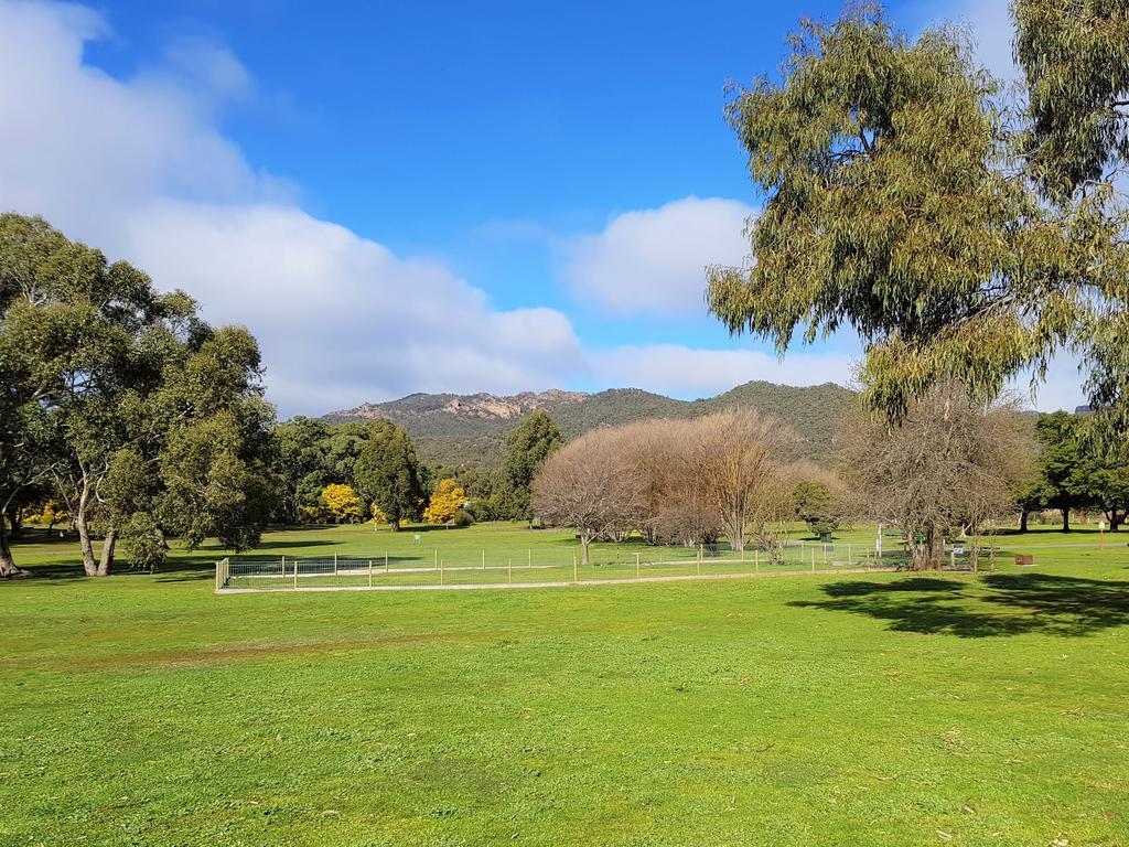 Breeze Holiday Parks - Grampians Halls Gap Dış mekan fotoğraf
